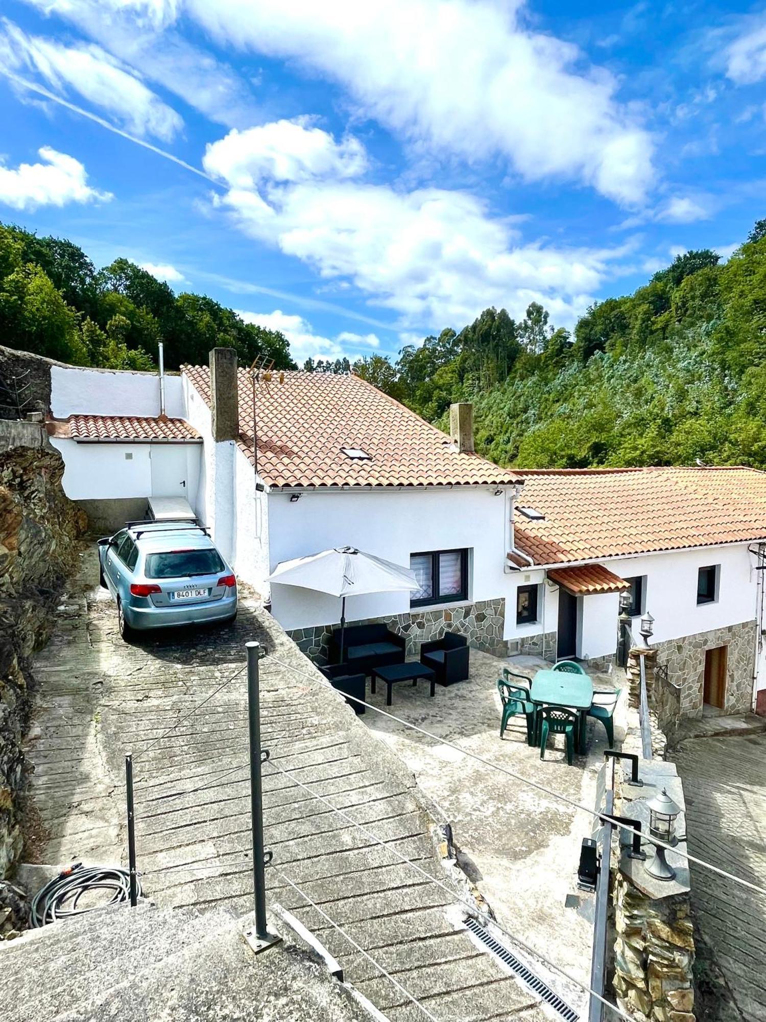 Casa Santi Y Laura Villa กูดีเยโร ภายนอก รูปภาพ